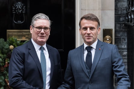 Keir Starmer welcomes Emmanuel Macron outside 10 Downing Street