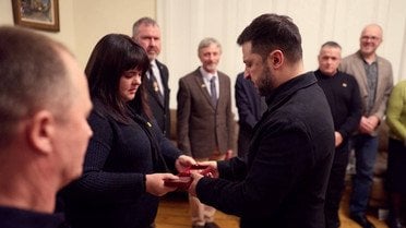 Зеленський у Дубліні вручив нагороди родинам ірландських військових які загинули за Україну_6 / © Володимир Зеленський